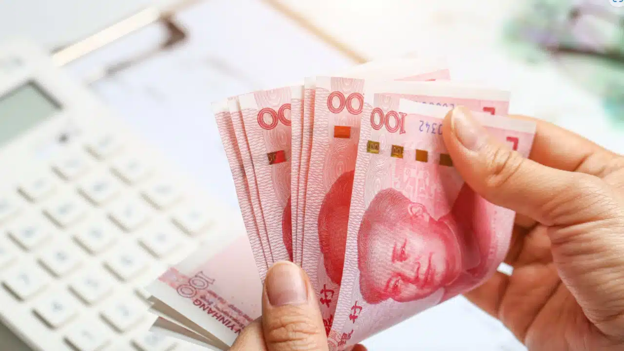 yuan Čína