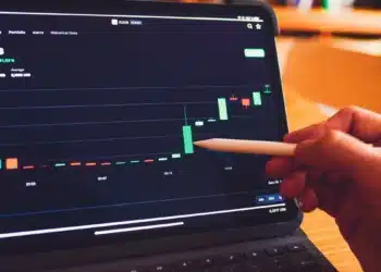 recesia, profit, akcie