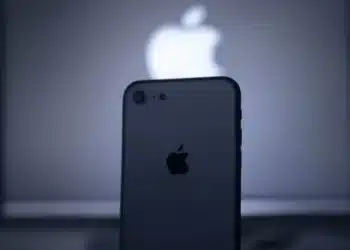 Apple - ilustračný