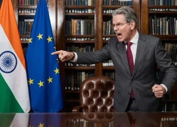 EÚ India Bessent