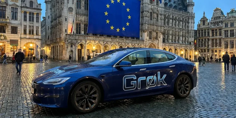 Tesla Grok EÚ